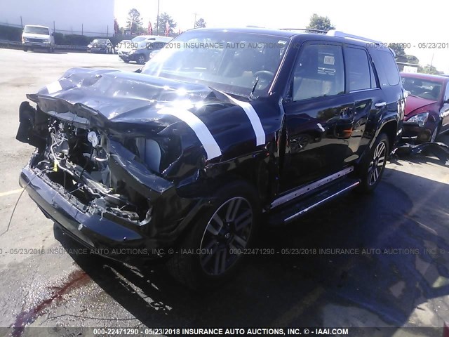 JTEBU5JR4J5520189 - 2018 TOYOTA 4RUNNER SR5 PREM/LTDL/TRAIL/TRD BLACK photo 2