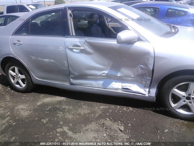 4T1BK46K27U049279 - 2007 TOYOTA CAMRY NEW GENERAT LE/XLE/SE SILVER photo 6