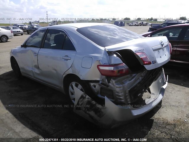 4T1BE46K88U745699 - 2008 TOYOTA CAMRY CE/LE/XLE/SE SILVER photo 3