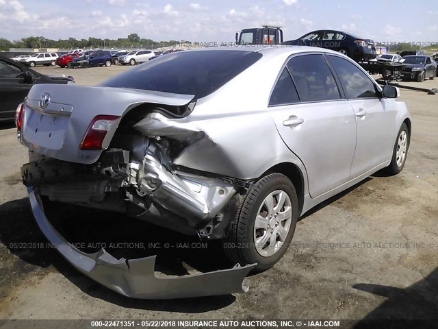 4T1BE46K88U745699 - 2008 TOYOTA CAMRY CE/LE/XLE/SE SILVER photo 4