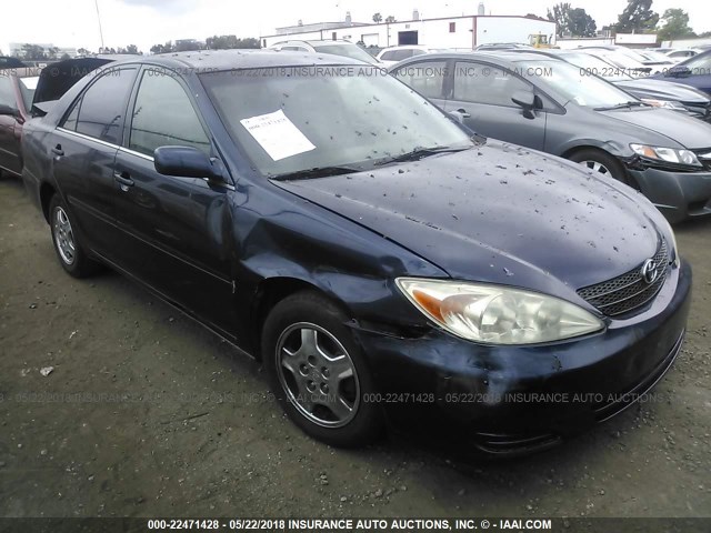 4T1BE32K62U593574 - 2002 TOYOTA CAMRY LE/XLE/SE ნაცრისფერი ფოტო 1