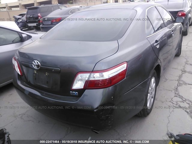 JTNBB46K373037938 - 2007 TOYOTA CAMRY NEW GENERAT HYBRID GRAY photo 4