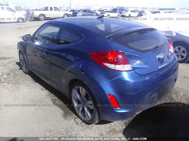 KMHTC6AD4HU316235 - 2017 HYUNDAI VELOSTER BLUE photo 3