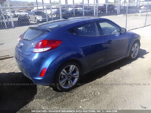 KMHTC6AD4HU316235 - 2017 HYUNDAI VELOSTER BLUE photo 4