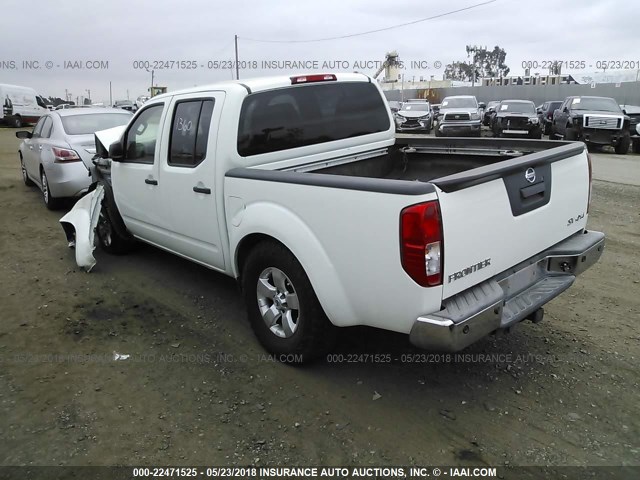 1N6AD0ER4DN726384 - 2013 NISSAN FRONTIER S/SV/SL/PRO-4X WHITE photo 3