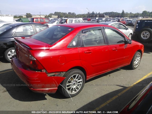 1FAFP38ZX6W190797 - 2006 FORD FOCUS ZX4 ST RED photo 4