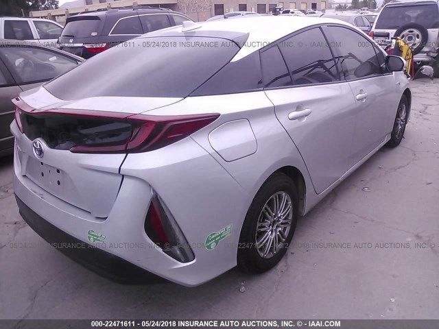 JTDKARFP8H3012972 - 2017 TOYOTA PRIUS PRIME  银色 照片 4