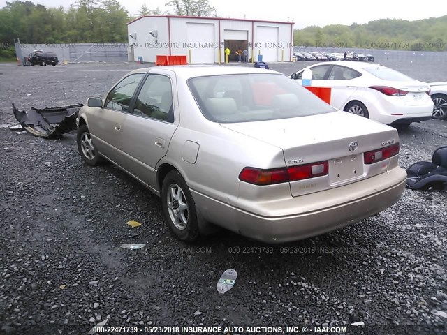 4T1BG22K6WU282589 - 1998 TOYOTA CAMRY CE/LE/XLE 棕色 照片 3