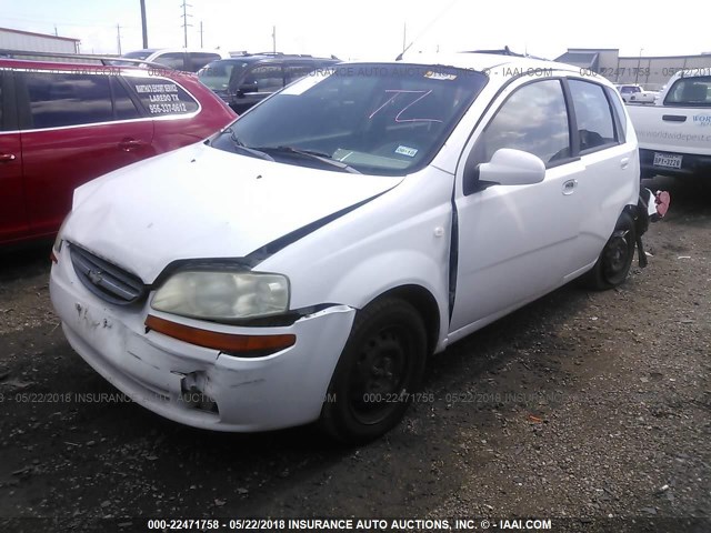 KL1TD66656B667909 - 2006 CHEVROLET AVEO LS WHITE photo 2