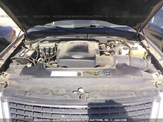 1FMEU15W93LB94510 - 2003 FORD EXPEDITION XLT Champagne photo 10