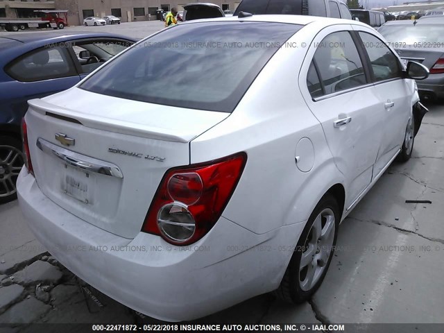 1G1JE5SG2D4171191 - 2013 CHEVROLET SONIC LTZ WHITE photo 4