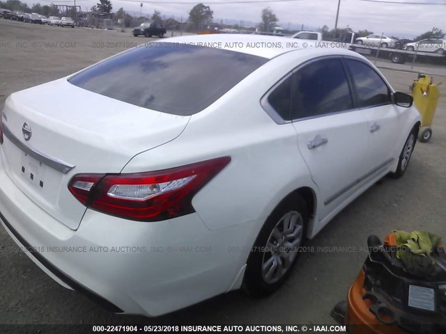 1N4AL3AP0GC123319 - 2016 NISSAN ALTIMA 2.5/S/SV/SL/SR WHITE photo 4