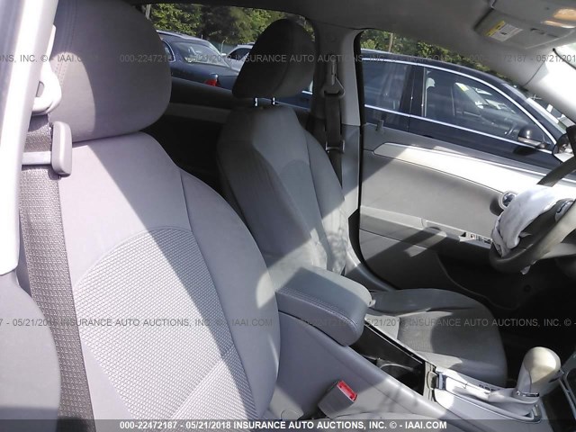 1G1ZB5E12BF176069 - 2011 CHEVROLET MALIBU LS SILVER photo 5