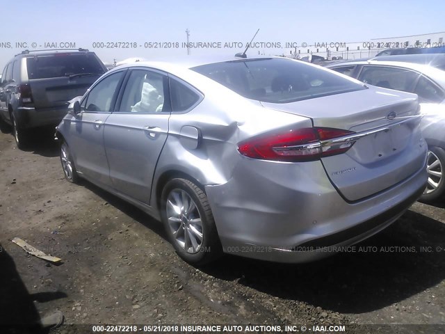 3FA6P0HD6HR183953 - 2017 FORD FUSION SE SILVER photo 3