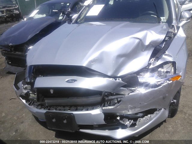 3FA6P0HD6HR183953 - 2017 FORD FUSION SE SILVER photo 6