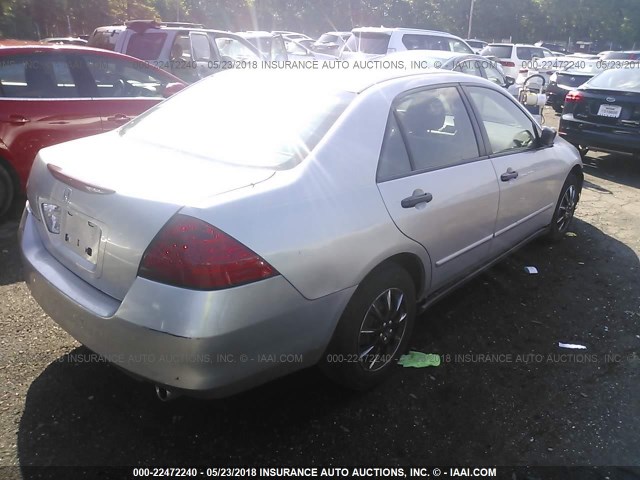 1HGCM56187A228526 - 2007 HONDA ACCORD VALUE SILVER photo 4