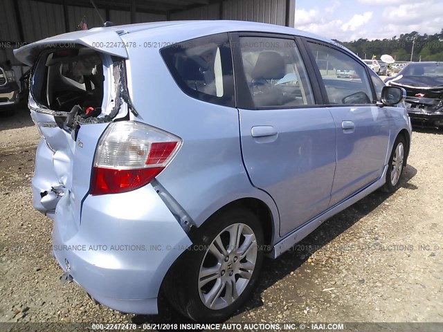 JHMGE8H4XAC021877 - 2010 HONDA FIT SPORT BLUE photo 4