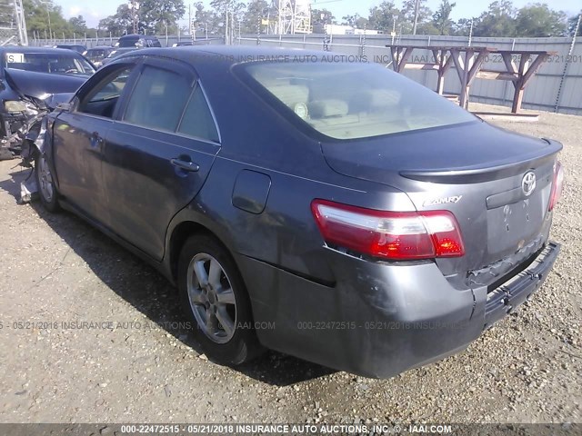 4T4BE46K27R008034 - 2007 TOYOTA CAMRY NEW GENERAT CE/LE/XLE/SE GRAY photo 3