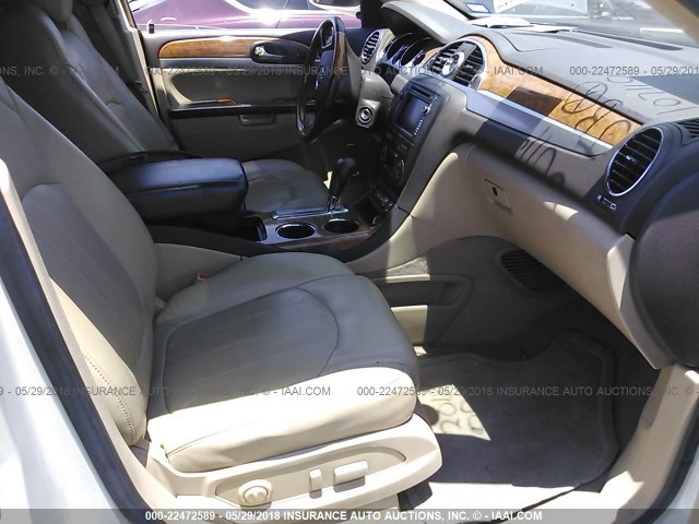 5GALRBED4AJ107110 - 2010 BUICK ENCLAVE CXL 白色 照片 5