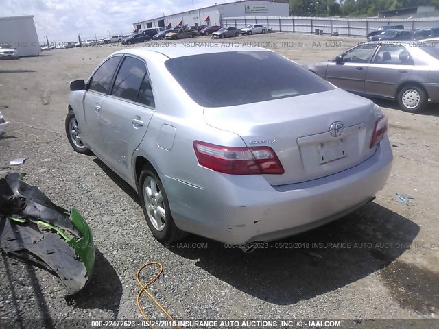 4T1BK46K29U083631 - 2009 TOYOTA CAMRY SE/LE/XLE SILVER photo 3