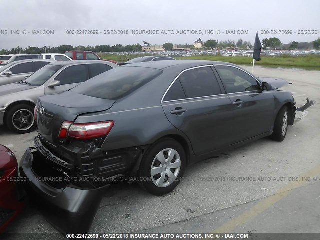 4T1BE46K07U545432 - 2007 TOYOTA CAMRY NEW GENERAT CE/LE/XLE/SE GRAY photo 4