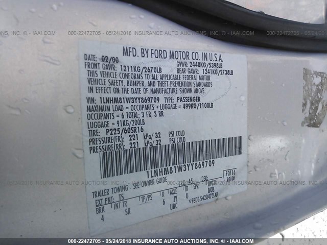 1LNHM81W3YY869709 - 2000 LINCOLN TOWN CAR EXECUTIVE SILVER photo 9