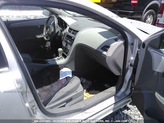 1G1ZB5E08CF251320 - 2012 CHEVROLET MALIBU LS 灰色 照片 5