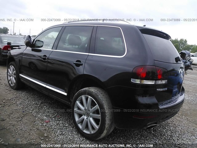 WVGBF7A99AD003319 - 2010 VOLKSWAGEN TOUAREG V6 BLACK photo 3