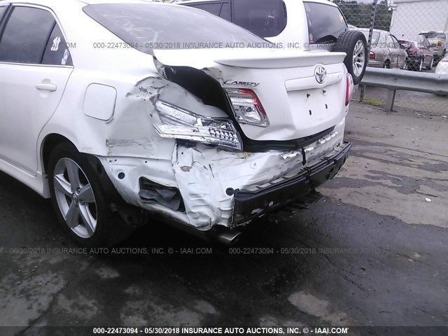 4T1BF3EK8BU609377 - 2011 TOYOTA CAMRY SE/LE/XLE WHITE photo 6