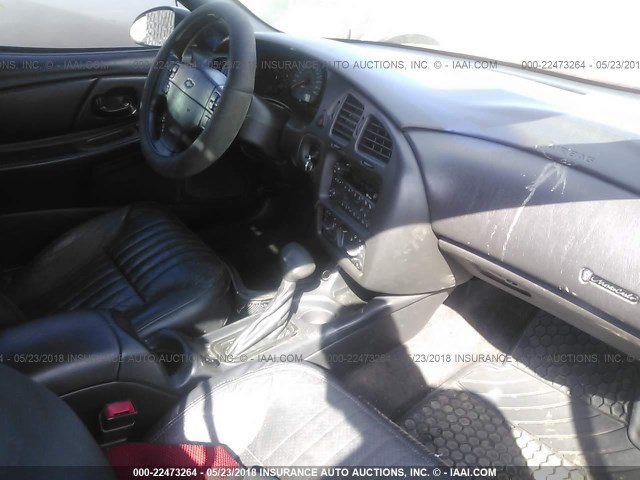 2G1WX15K219103328 - 2001 CHEVROLET MONTE CARLO SS წითელი ფოტო 5