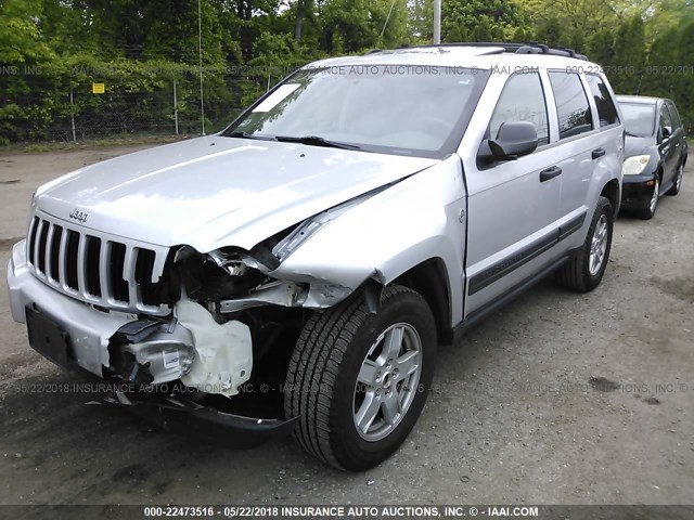 1J4HR48N45C690562 - 2005 JEEP GRAND CHEROKEE LAREDO/COLUMBIA/FREEDOM 银色 照片 2