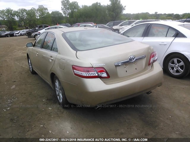4T1BK3EK4BU614362 - 2011 TOYOTA CAMRY SE/LE/XLE ოქროსფერი ფოტო 3