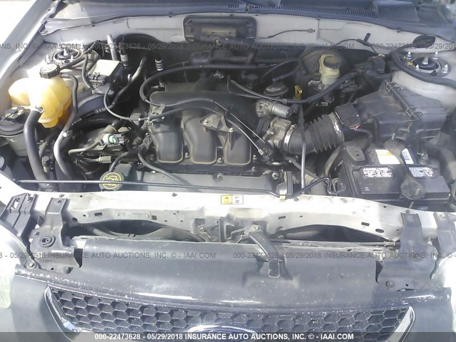 1FMYU03164KB52205 - 2004 FORD ESCAPE XLT GRAY photo 10