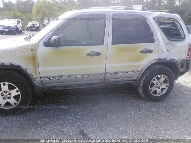 1FMYU03164KB52205 - 2004 FORD ESCAPE XLT GRAY photo 6