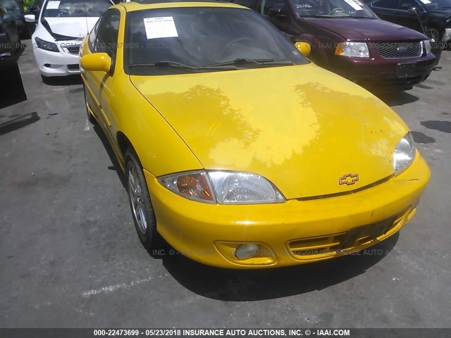 1G1JH12F027416105 - 2002 CHEVROLET CAVALIER LS SPORT YELLOW photo 1