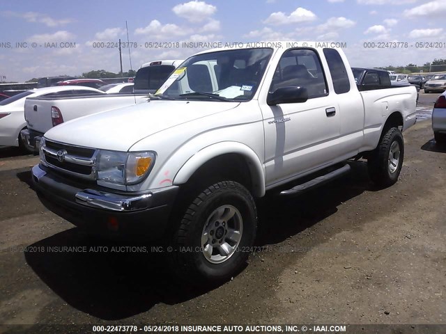 4TAWN72NXYZ586738 - 2000 TOYOTA TACOMA XTRACAB WHITE photo 2