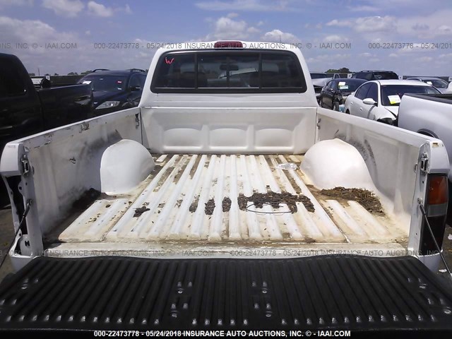 4TAWN72NXYZ586738 - 2000 TOYOTA TACOMA XTRACAB WHITE photo 8