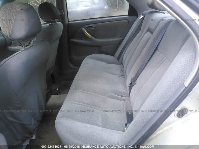 4T1BG22K1YU679369 - 2000 TOYOTA CAMRY CE/LE/XLE SILVER photo 8