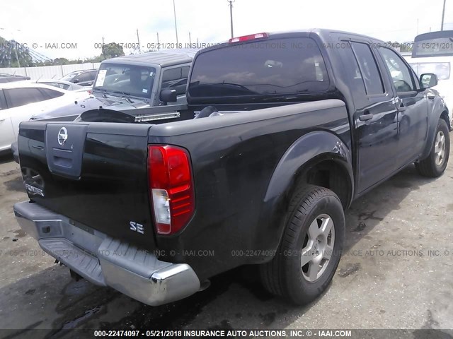 1N6AD07U98C435317 - 2008 NISSAN FRONTIER CREW CAB LE/SE/OFF ROAD BLACK photo 4