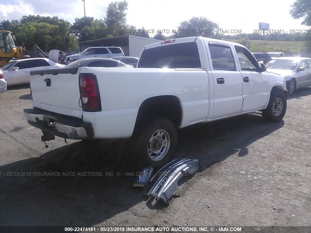 1GCGC13U55F830620 - 2005 CHEVROLET SILVERADO C1500 HEAVY DUTY WHITE photo 4