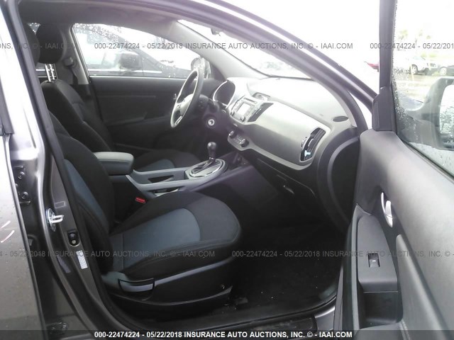 KNDPB3AC4G7867292 - 2016 KIA SPORTAGE LX GRAY photo 5