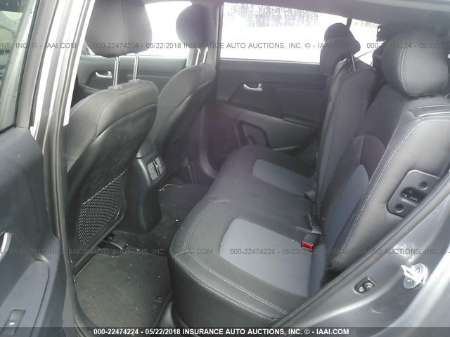 KNDPB3AC4G7867292 - 2016 KIA SPORTAGE LX GRAY photo 8