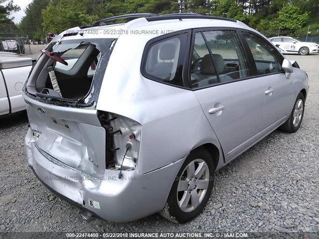 KNAFG526X77080345 - 2007 KIA RONDO LX/EX SILVER photo 4