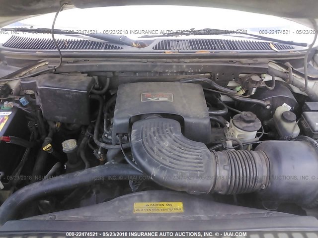 5LMPU28L8WLJ36129 - 1998 LINCOLN NAVIGATOR WHITE photo 10