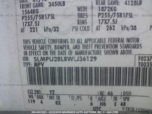 5LMPU28L8WLJ36129 - 1998 LINCOLN NAVIGATOR WHITE photo 9