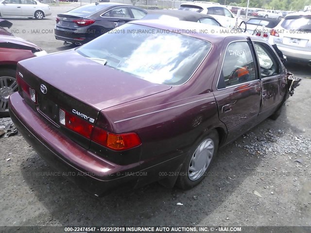4T1BG28KXYU944183 - 2000 TOYOTA CAMRY CE/LE/XLE MAROON photo 4