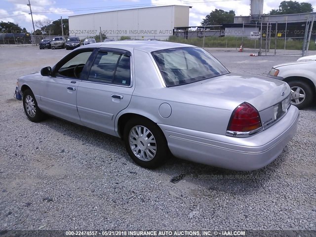 2FAFP74W03X166446 - 2003 FORD CROWN VICTORIA LX SILVER photo 3