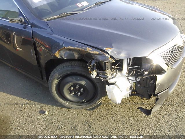 4T1BF3EK2BU203224 - 2011 TOYOTA CAMRY SE/LE/XLE GRAY photo 6