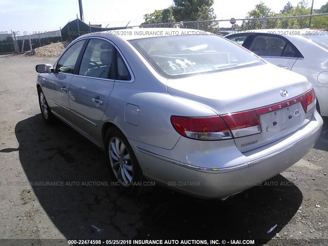 KMHFC46F96A079395 - 2006 HYUNDAI AZERA SE/LIMITED SILVER photo 3