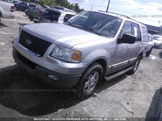 1FMPU16WX3LB65363 - 2003 FORD EXPEDITION XLT SILVER photo 2